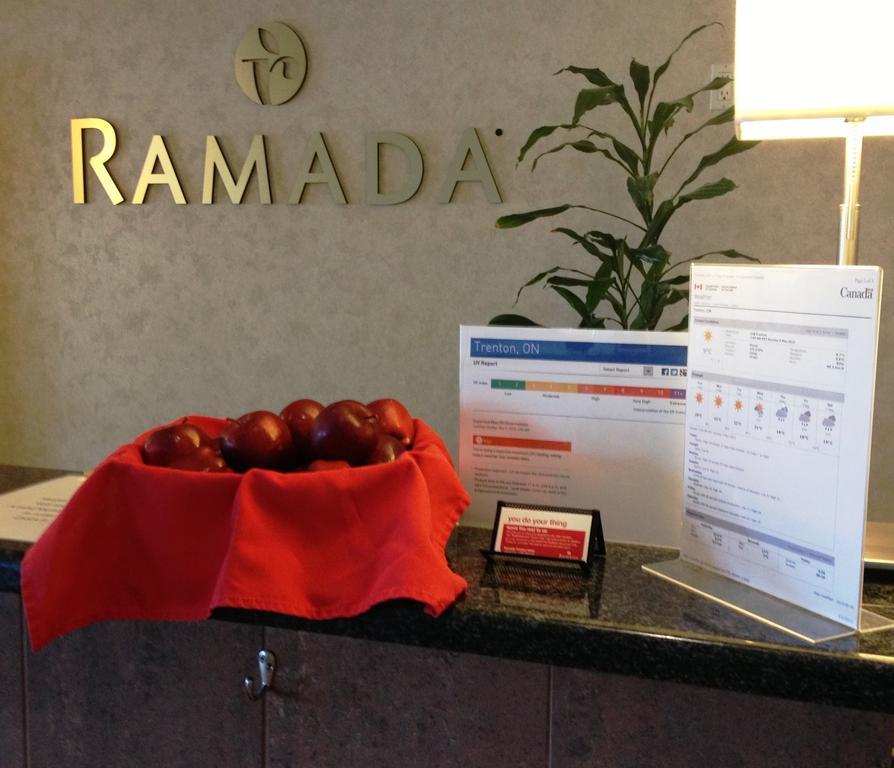 Ramada By Wyndham Trenton Hotel Екстериор снимка